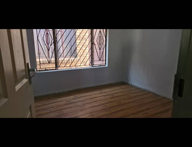3 BEDROOM FREESTANDING FOR SALE IN MAHUBE VALLEY